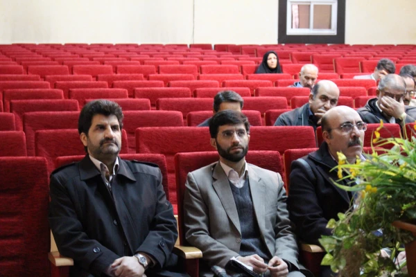 با حضور سرپرست و مسئولان مدیریت استان تهران برگزار شد
اولین نشست هم اندیشی مسئولان مدیریت استانی با اساتید پردیس شهید چمران