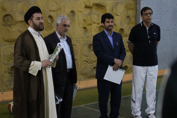 به مناسبت گرامی داشت روز و تکریم مقام معلم