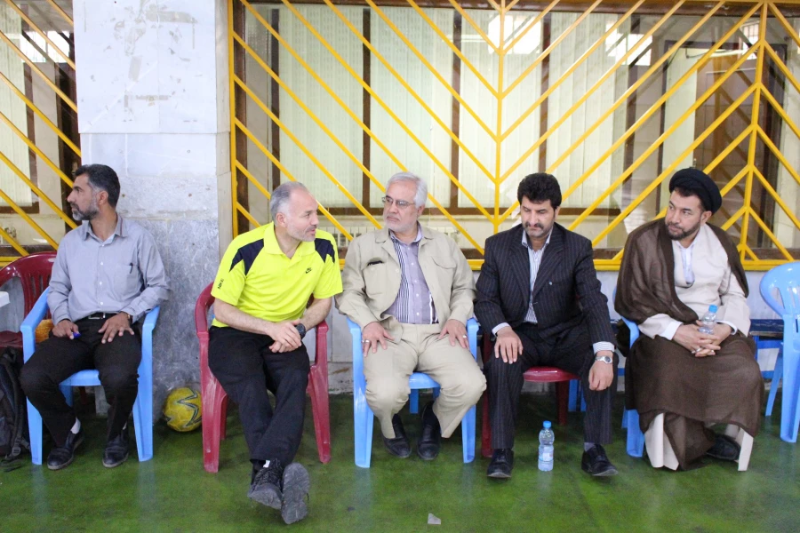 برگزاری مسابقات فوتسال جام هفته معلم در پردیس شهید چمران