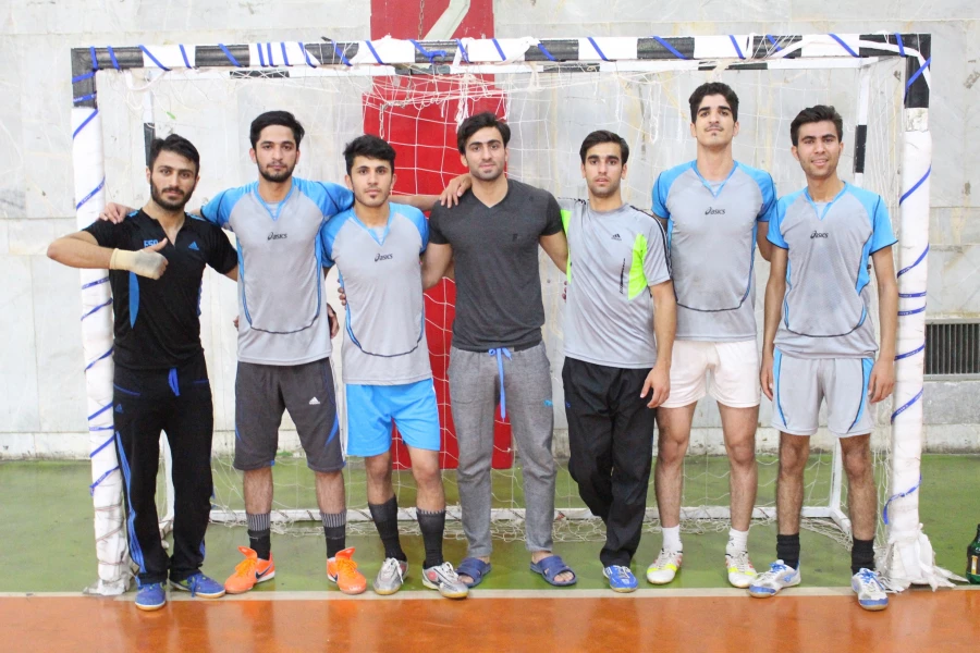 برگزاری مسابقات فوتسال جام هفته معلم در پردیس شهید چمران