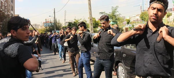 برگزاری  مراسم عزاداری سرور وسالارشهیدان امام حسین ( ع ) درسازمان مرکزی با حضور دانشجویان وکارکنان پردیس شهید چمران 2