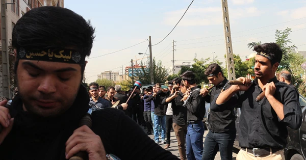 برگزاری  مراسم عزاداری سرور وسالارشهیدان امام حسین ( ع ) درسازمان مرکزی با حضور دانشجویان وکارکنان پردیس شهید چمران 2