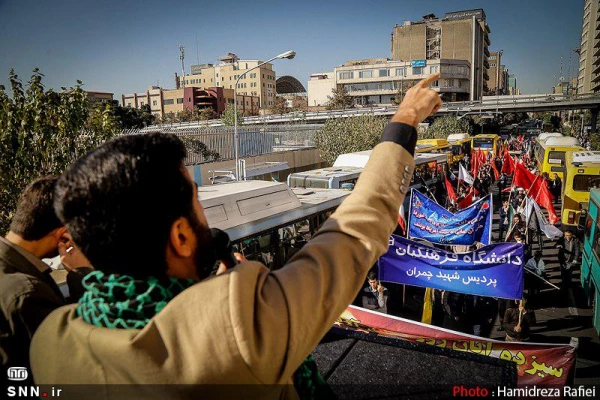 حضور پرشور دانشجویان پردیس شهید چمران در راهپیمایی ۱۳ آبان 8