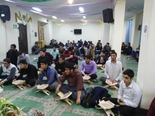 برگزاری محفل نورانی انس با قرآن کریم  در پردیس شهید چمران 5