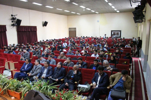 برگزاری باشکوه مراسم هفته پژوهش در پردیس شهید چمران 2