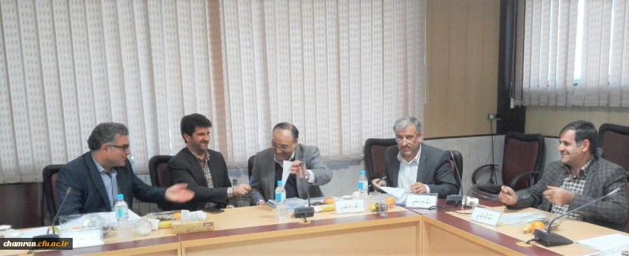 برگزاری اولین جسله دفاع دانشجویان کارشناسی ارشد در پردیس شهید چمران 2