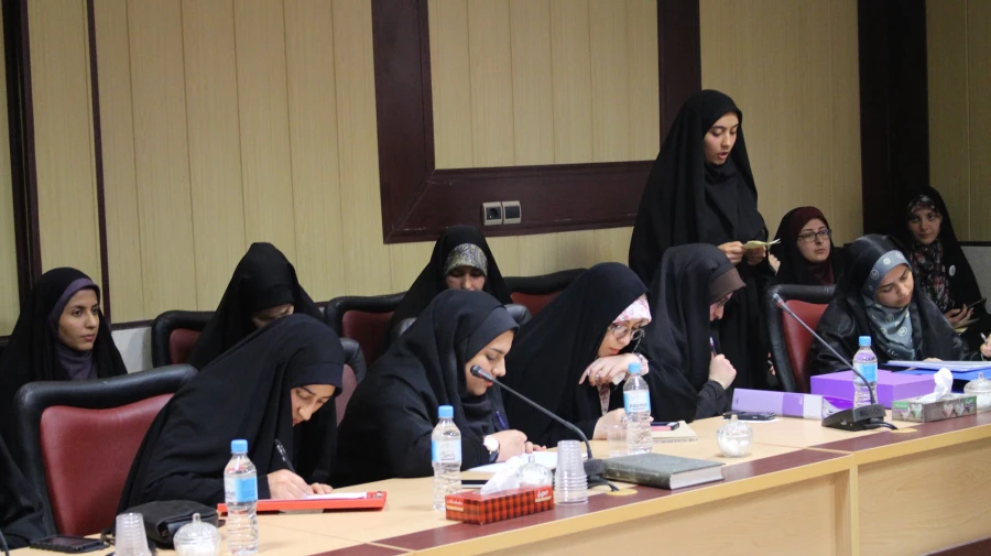 برگزاری جلسه هم اندیشی با دبیران کانونهای فرهنگی و اجتماعی پردیس ها و واحدهای تابعه استان تهران در پردیس شهید چمران 2