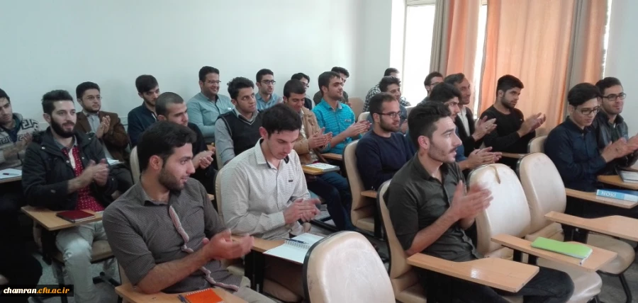 تبریک اعیاد شعبانیه و هفته آموزش و معلم به استادان و دانشجویان در کلاسهای درس 6