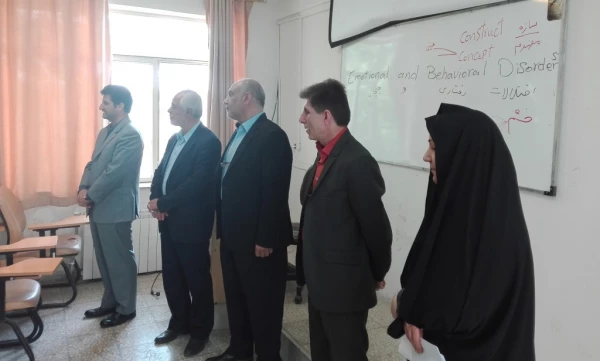 تبریک اعیاد شعبانیه و هفته آموزش و معلم به استادان و دانشجویان در کلاسهای درس 13