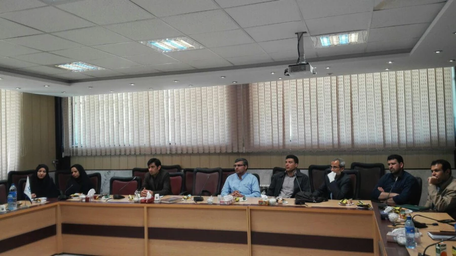 به مناسبت بزرگداشت هفته آموزش و اعیاد شعبانیه، جلسه پرسش و پاسخ با حضور جناب آقای دکتر زندی و معاونین محترم پردیس 3