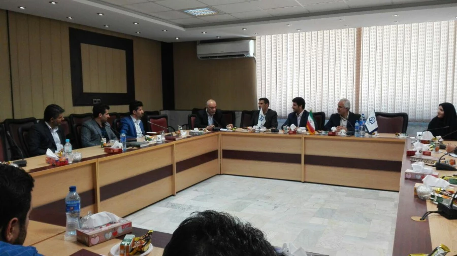 به مناسبت بزرگداشت هفته آموزش و اعیاد شعبانیه، جلسه پرسش و پاسخ با حضور جناب آقای دکتر زندی و معاونین محترم پردیس 7