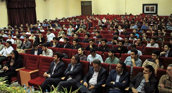 برگزاری مناظره انتخاباتی در پردیس شهید چمران 3