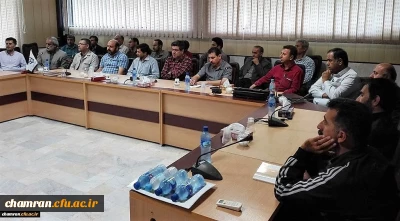 نشست صمیمی دانشجویان کارشناسی ناپیوسته و دکتر زندی