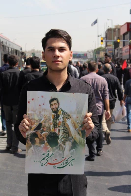 حضور پرشور دانشجویان پردیس شهید چمران در مراسم تشییع پیکر شهید حججی 4