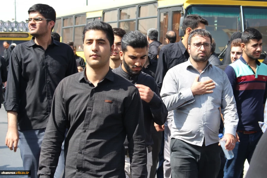 حضور پرشور دانشجویان پردیس شهید چمران در مراسم تشییع پیکر شهید حججی 6
