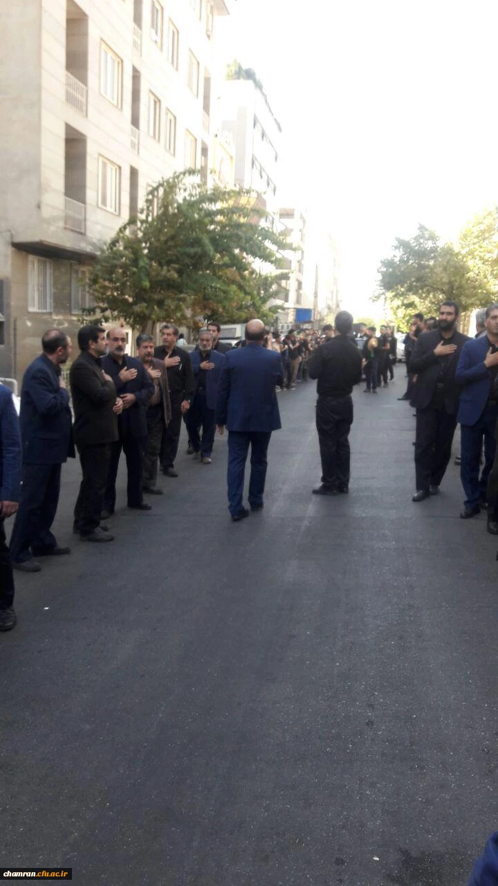 برگزاری مراسم عزاداری سرور وسالارشهیدان امام حسین (ع) درسازمان مرکزی با حضور دانشجویان وکارکنان پردیس شهید چمران 2