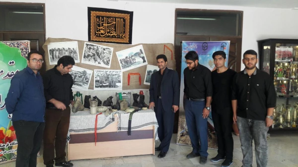 برگزاری نمایشگاه هفته دفاع مقدس در پردیس شهید چمران 2