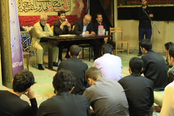 نشست صمیمی مسئولان و دانشجویان پردیس شهید چمران 3