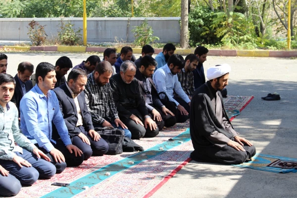 تجمع اعتراض آمیز دانشجویان پردیس شهید چمران در پاسخ به سخنان سخیف رییس جمهور آمریکا 3