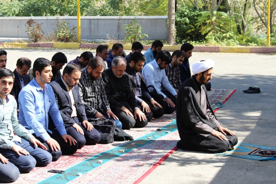 تجمع اعتراض آمیز دانشجویان پردیس شهید چمران در پاسخ به سخنان سخیف رییس جمهور آمریکا 3