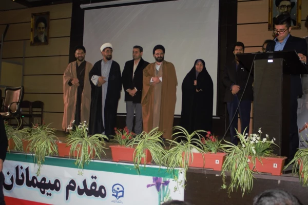 برگزاری مراسم روز دانشجو و جشن هفته وحدت در پردیس شهید چمران 4