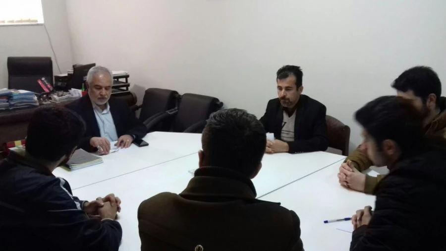 برگزاری جلسه تبادل نظر و هم اندیشی فعالان تشکل های دانشجویی و معاون فرهنگی پردیس 4