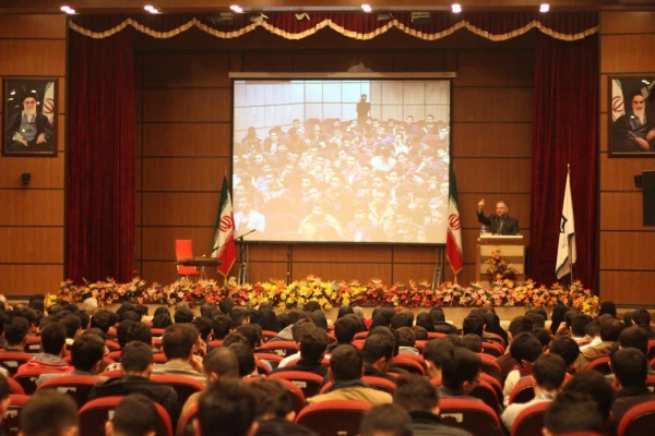 برگزاری مراسم ویژه هفته پژوهش با محوریت «پژوهش درکلاس درس» 6