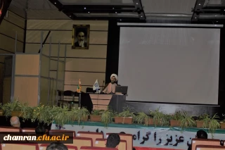 نشست «وحدت حوزه و دانشگاه، راه های پیش رو» برگزار شد