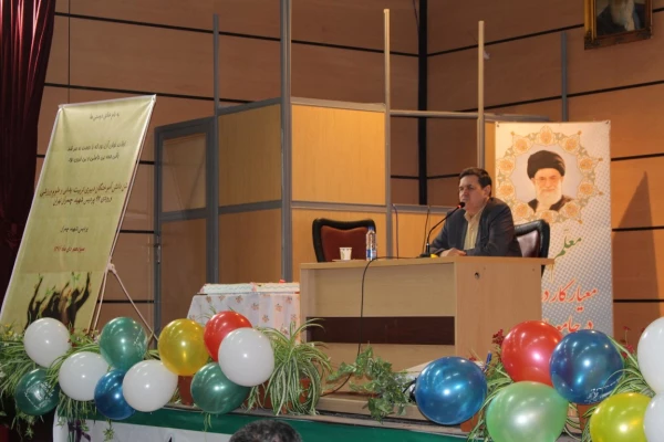 دکتر خنیفر در مراسم دانش آموختگی دانشجو معلمان پردیس شهید چمران مطرح کرد:  معلمان تربیت بدنی، سفیران سلامت در جامعه هستند 3