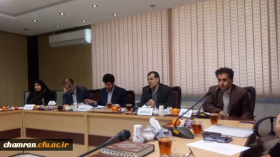 جلسه دفاعیه دانشجویان کارشناسی ارشد رشته آموزش ابتدایی