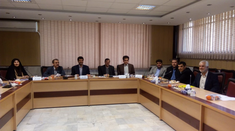 جلسه دفاعیه دانشجویان کارشناسی ارشد رشته آموزش ابتدایی 3