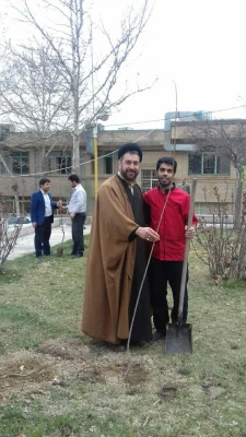کاشت نهال به مناسبت روز درختکاری در پردیس شهید چمران 3