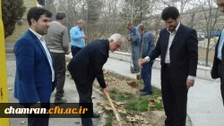 کاشت نهال به مناسبت روز درختکاری در پردیس شهید چمران 9