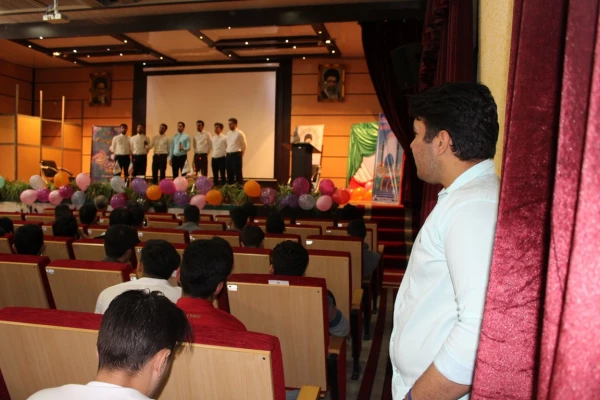 مراسم جشن نیمه شعبان و گرامیداشت مقام معلم در پردیس شهید چمران برگزار شد 10