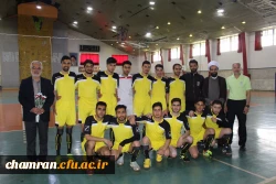 تبریک هفته معلم با اهدای شاخه گل و تقدیر از اساتید 5