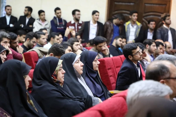 سخنان رییس دانشگاه فرهنگیان و مدیر امور پردیسهای استان تهران در مراسم روز دانشجو در پردیس شهید چمران 3