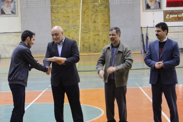 بازی نهایی مسابقات فوتسال دانشجویی پردیس شهید چمران تهران 7