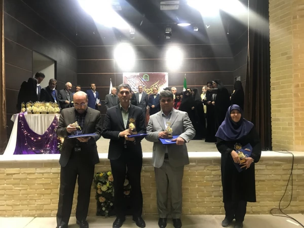 تقدیر از پژوهشگران پردیس شهید چمران در مراسم هفته پژوهش 5