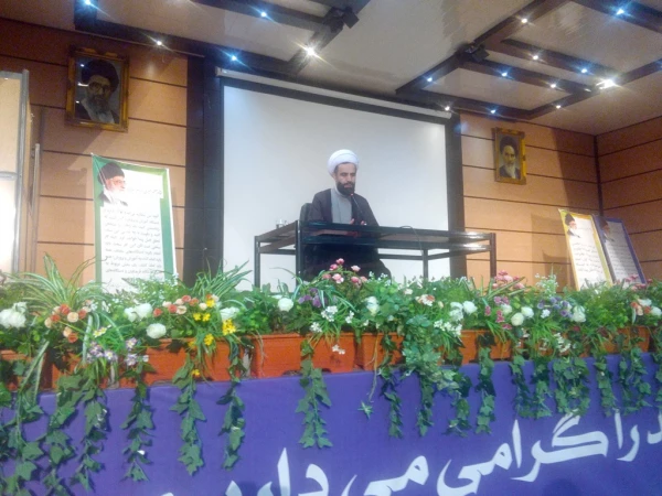 مراسم استقبال از دانشجویان تکمیل ظرفیت و نیمه متمرکز ورودی بهمن ۹۷ 5