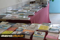 برپایی نمایشگاه کتاب در پردیس شهید چمران 2