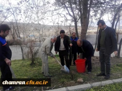 کاشت نهال در پردیس شهید چمران به مناسبت روز درختکاری 6