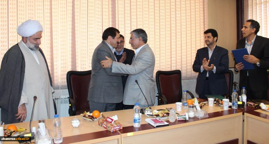 مراسم تکریم و معارفه سرپرست پردیس شهید چمران 2