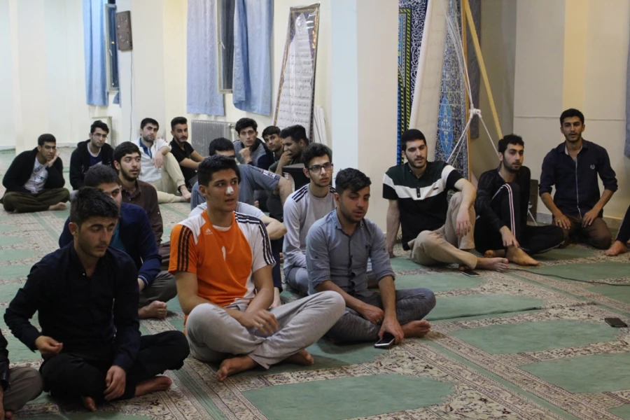 برگزاری جشن و مولودی خوانی به مناسبت اعیاد شعبانیه 4