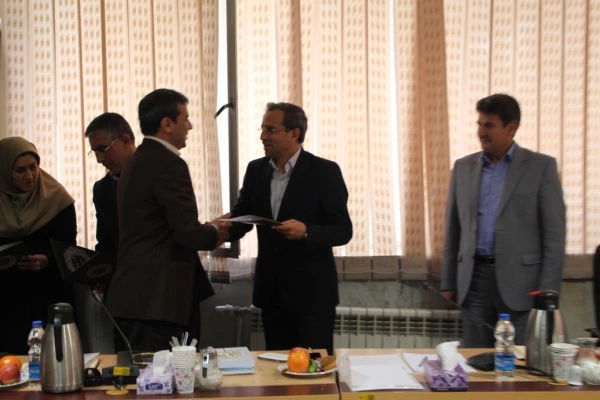 برگزاری هجدهمین جلسه شورای نشر دانشگاه فرهنگیان در پردیس شهید چمران 9