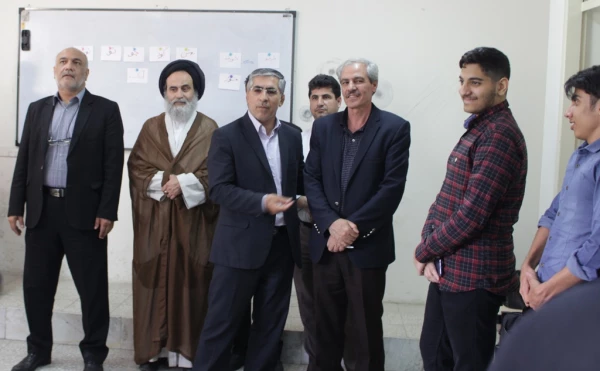 تبریک هفته معلم به استادان و دانشجویان 2