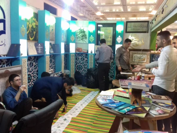 بازدید جمعی از دانشجویان پردیس شهید چمران از نمایشگاه قرآن 3