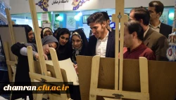 اداره غرفه دانشگاه فرهنگیان استان تهران در نمایشگاه بین المللی قرآن کریم توسط دانشجویان پردیس شهید چمران 5