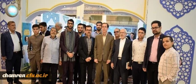 اداره غرفه دانشگاه فرهنگیان در نمایشگاه قرآن توسط دانشجویان پردیس شهید چمران