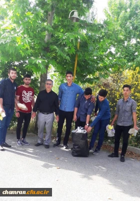 همدلی و مشارکت دانشجویان و همکاران پردیس شهید چمران در زیباسازی محیط پردیس