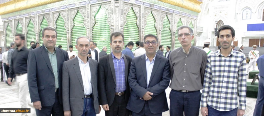 تجدید پیمان همکاران پردیس شهید چمران با آرمان های حضرت امام خمینی

 6